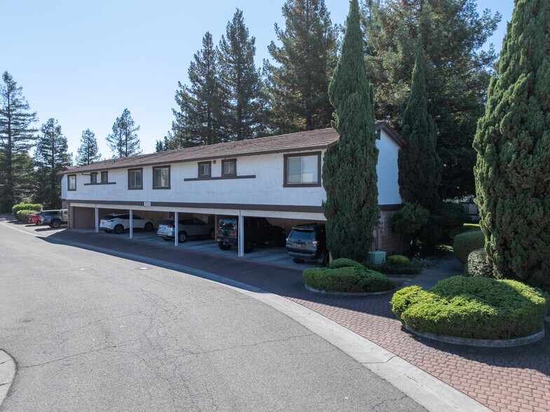 More Photos Of 7111 Marsh Way, Cotati Apartments For Sale