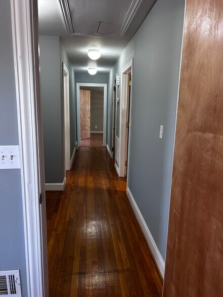 More Photos Of 1934 N Pleasantburg Dr, Greenville Medical For Lease