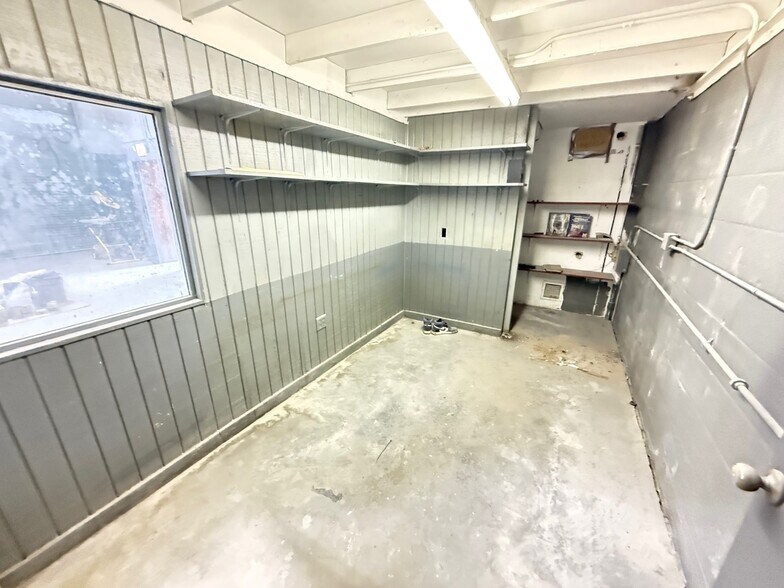 More Photos Of 14041 NW 20th Ave, Opa-locka Warehouse For Sale