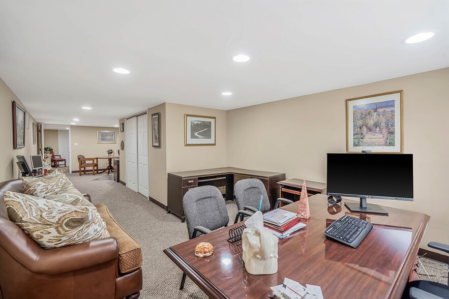 More Photos Of 201 Portion Rd, Ronkonkoma Loft Creative Space For Lease