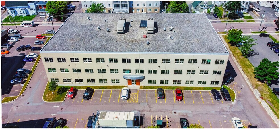 More Photos Of 33 Weldon St, Moncton Office For Lease
