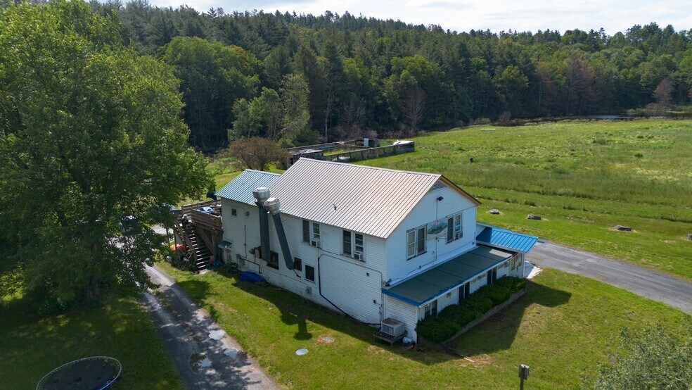 More Photos Of 32 Vt Route 10, Chester Restaurant For Sale