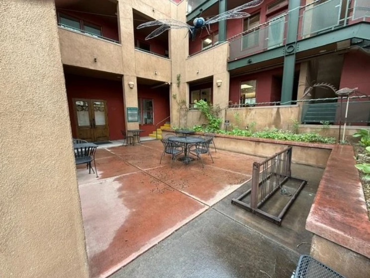 More Photos Of 320 Main St, Carbondale Restaurant For Lease
