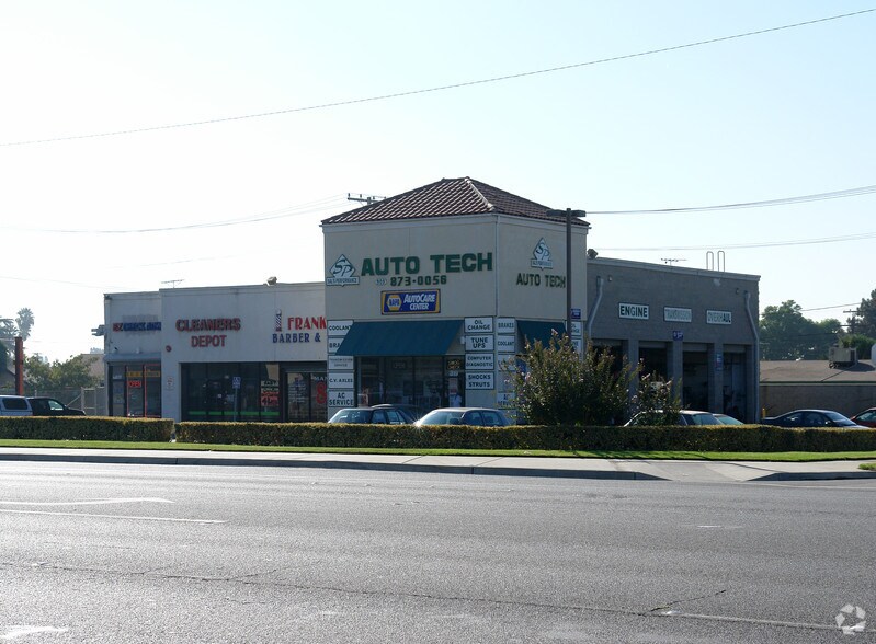 More Photos Of 307-319 W Foothill Blvd, Rialto Storefront Retail Office For Lease
