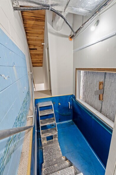 More Photos Of 6206 Lilac Dr N, Brooklyn Center Religious Facility For Sale