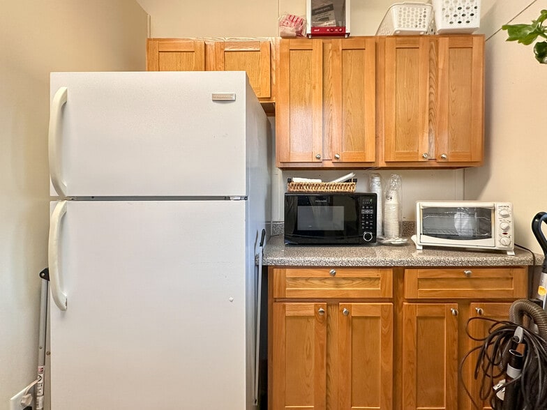 More Photos Of 285 Genesee St, Utica Loft Creative Space For Sale