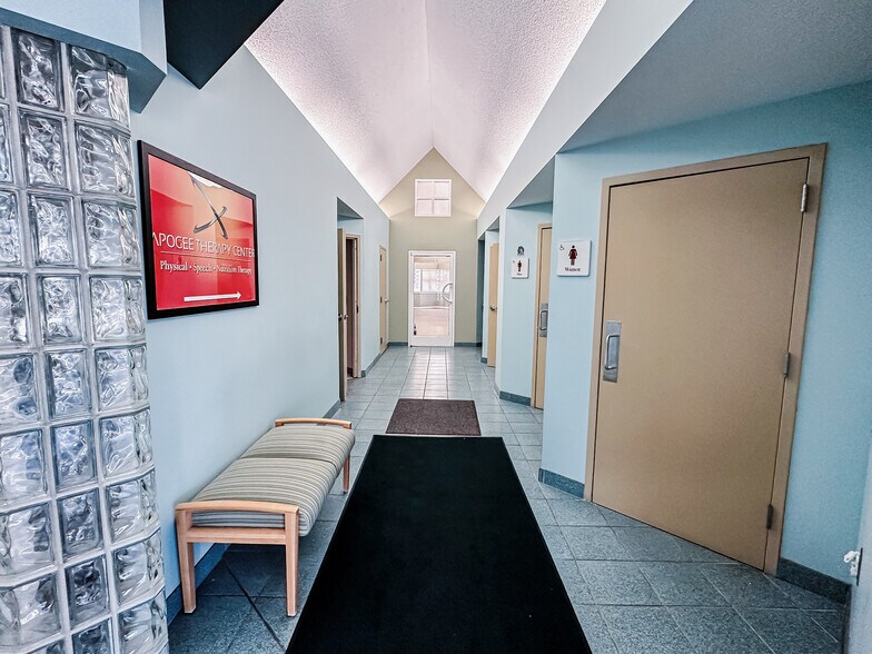 More Photos Of 4649 N Breton Ct SE, Grand Rapids Medical For Sale