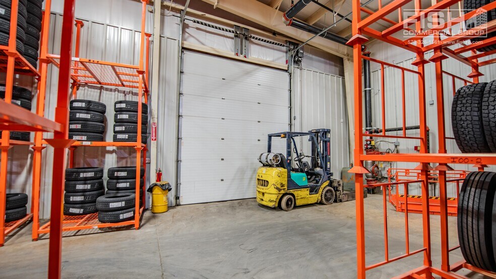 More Photos Of 2891 S Reach Rd, Williamsport Manufacturing For Sale