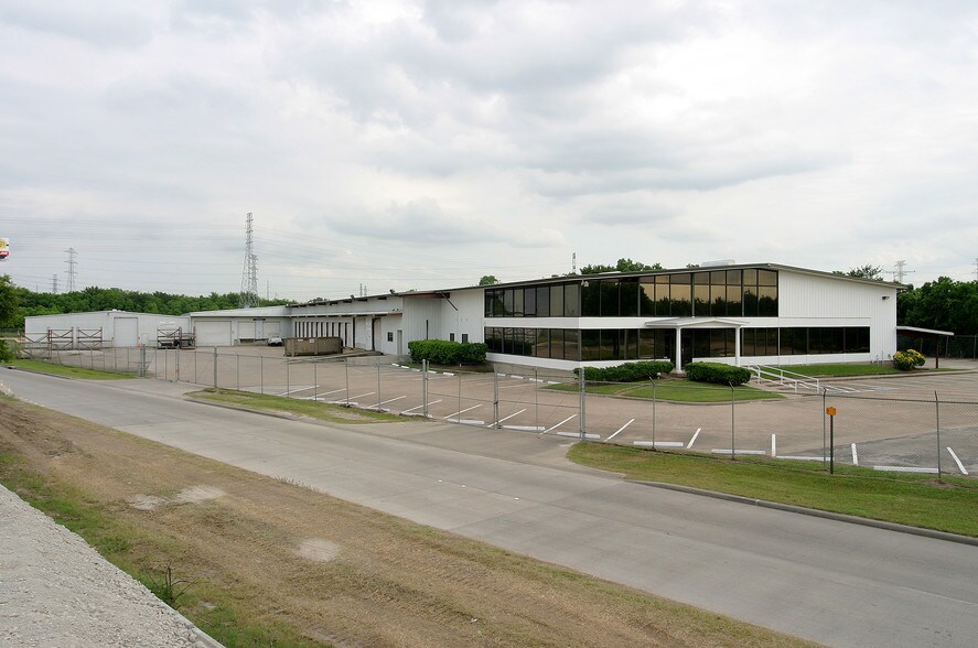 Primary Photo Of 16001 SH 249, Houston Warehouse For Lease