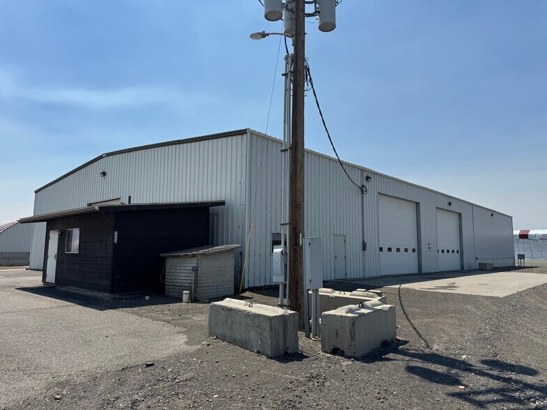 Primary Photo Of 3445 Selph Landing Rd, Pasco Warehouse For Lease