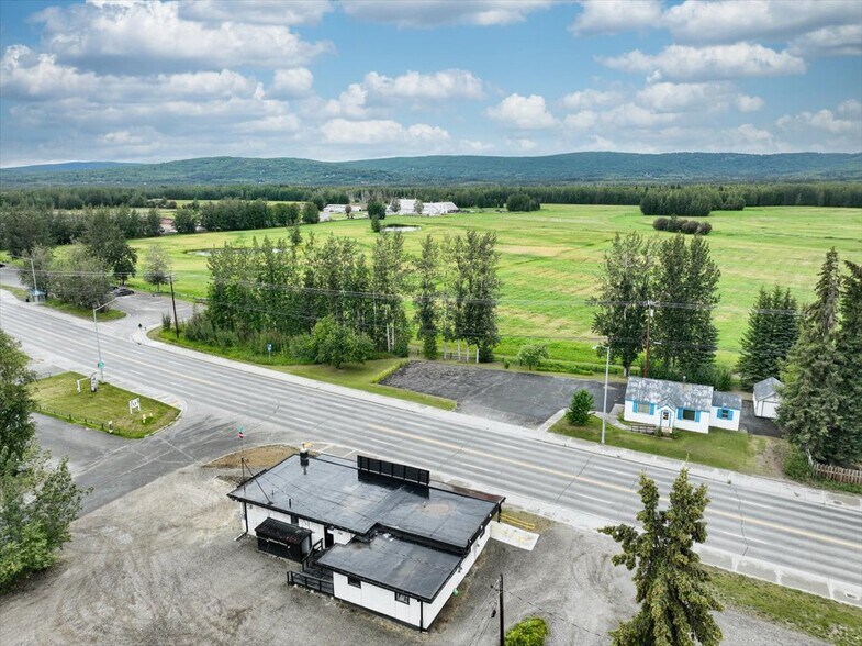 More Photos Of 1019 College Rd, Fairbanks Flex For Sale
