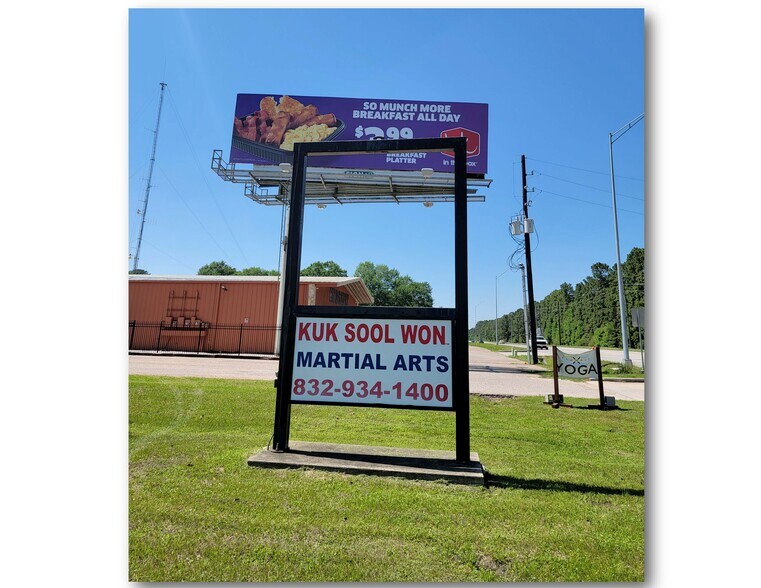 More Photos Of 37937 FM 1774 Rd, Magnolia Warehouse For Sale