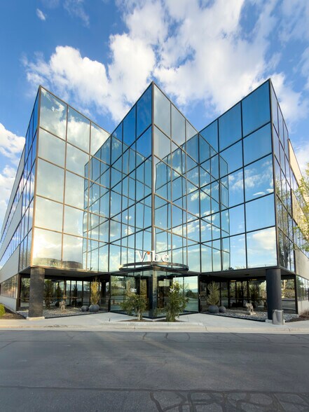 More Photos Of 10542 S Jordan Gtwy, South Jordan Loft Creative Space For Lease