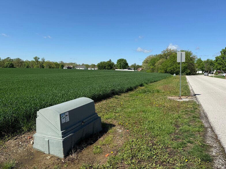 More Photos Of 000 000 Vandebrook Dr, Waterloo Land For Sale
