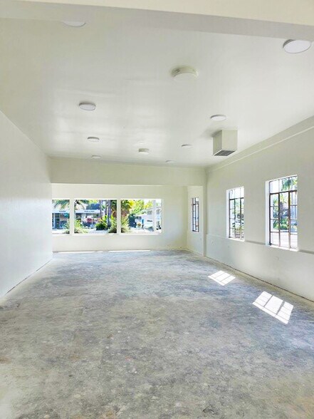 More Photos Of 3514 State St, Santa Barbara Restaurant For Lease