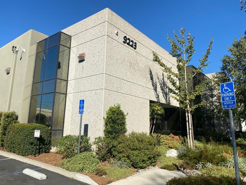 More Photos Of 9223 Eton Ave, Chatsworth Manufacturing For Lease