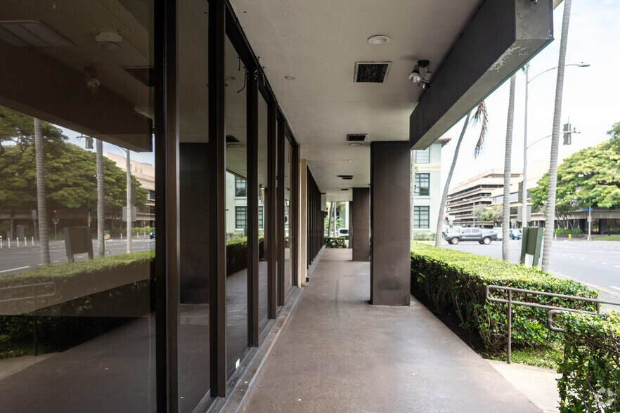 More Photos Of 600 Kapiolani Blvd, Honolulu Medical For Lease