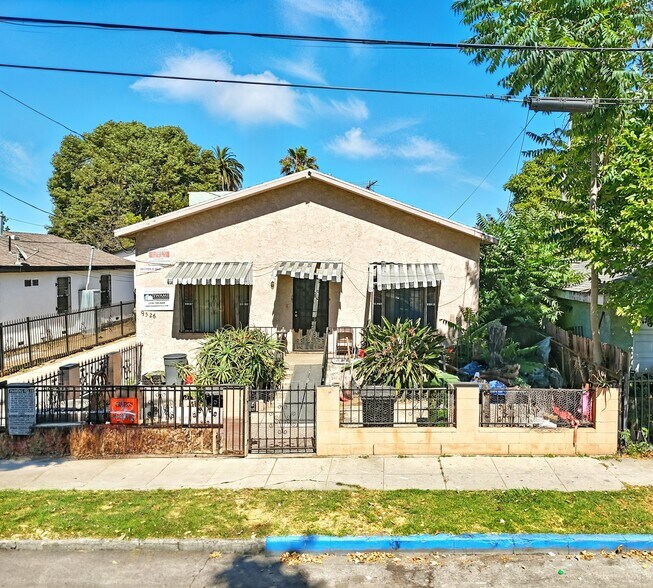 More Photos Of 9526 Firth Blvd, Los Angeles Apartments For Sale