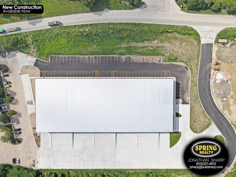 More Photos Of 3300-3310 Mound Rd, Joliet Warehouse For Lease