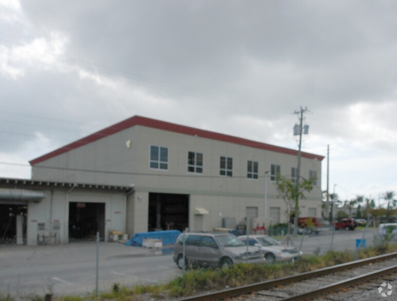 More Photos Of 2951 Pembroke Rd, Hollywood Office For Lease