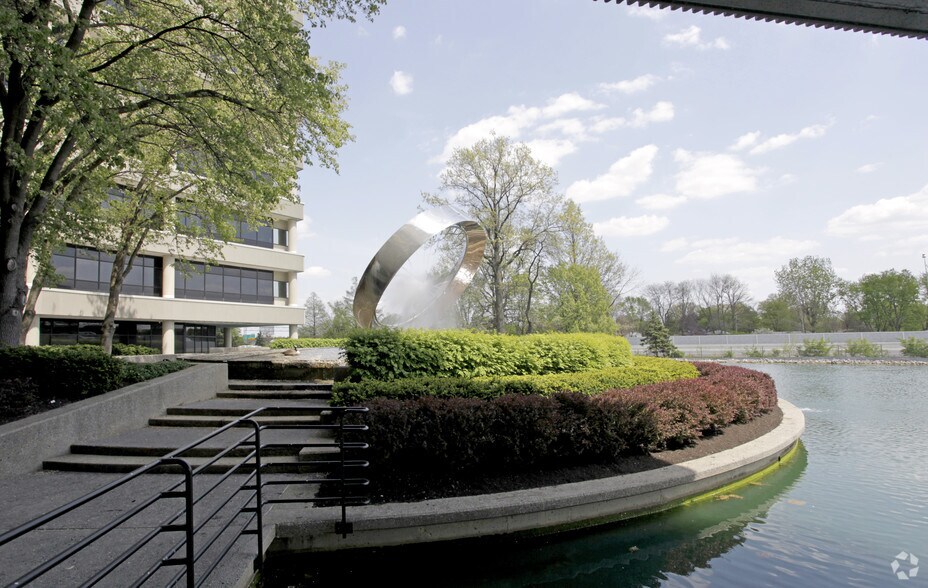More Photos Of 1105 Schrock Rd, Columbus Office For Lease
