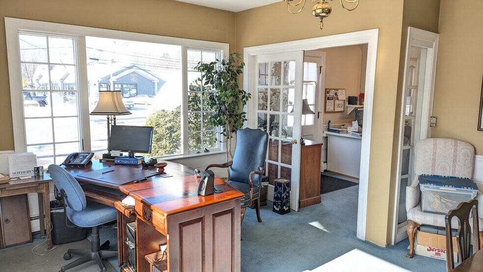 More Photos Of 356 Boston Post Rd, Sudbury Office For Sale