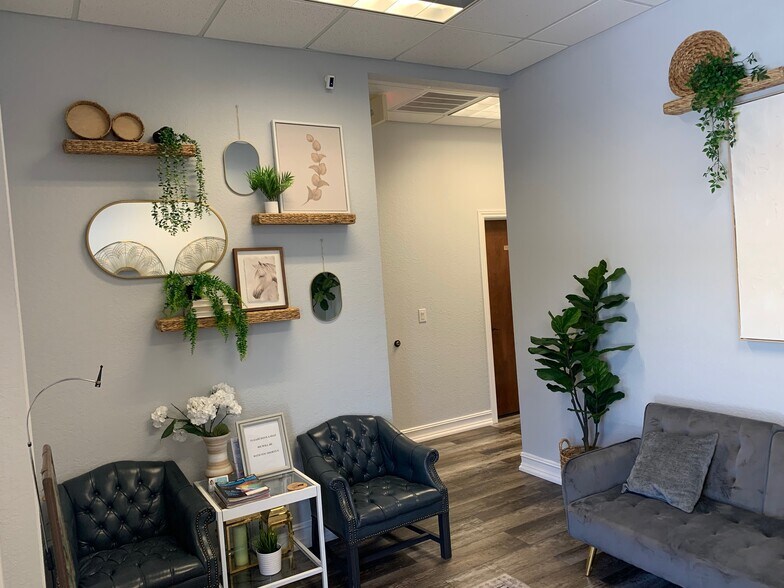 More Photos Of 3937 Tampa Rd, Oldsmar Medical For Lease