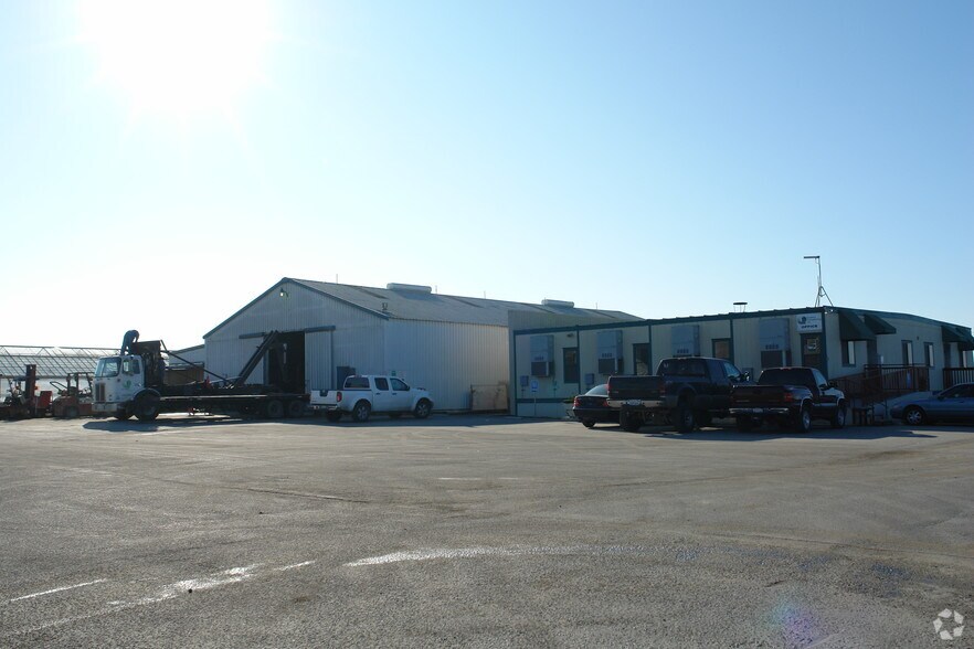 More Photos Of 360 Espinosa Rd, Salinas Industrial For Sale