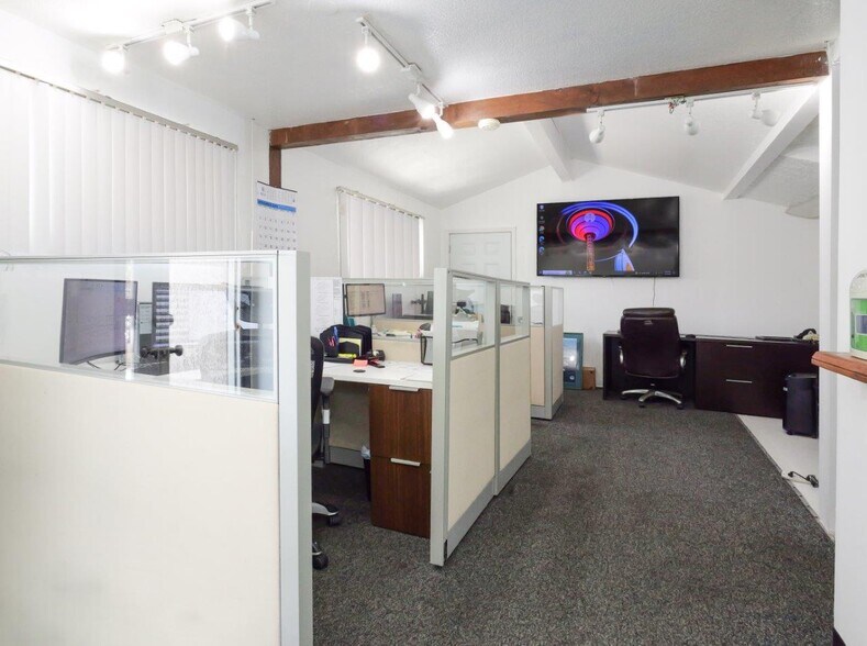 More Photos Of 22118 Avalon Blvd, Carson Medical For Sale