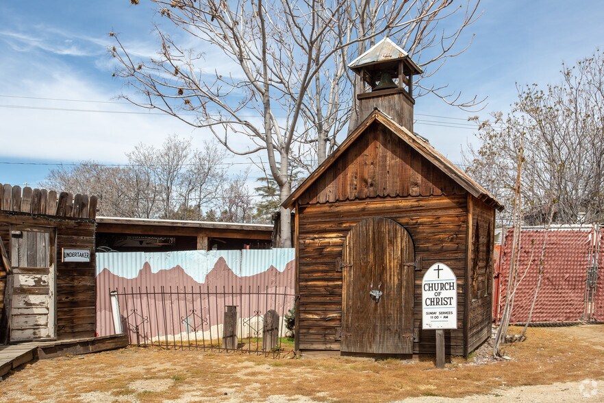 More Photos Of 502 W 6th St, Beaumont Freestanding For Sale