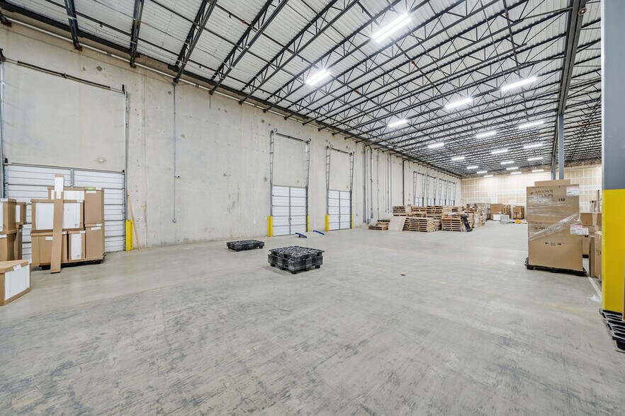 More Photos Of 5500 Mid Cities, Schertz Warehouse For Lease