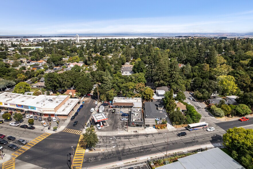 More Photos Of 3401 Middlefield Rd, Menlo Park Convenience Store For Sale