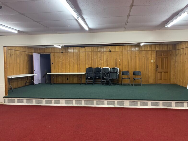 More Photos Of 4611 San Pedro, San Antonio Religious Facility For Sale