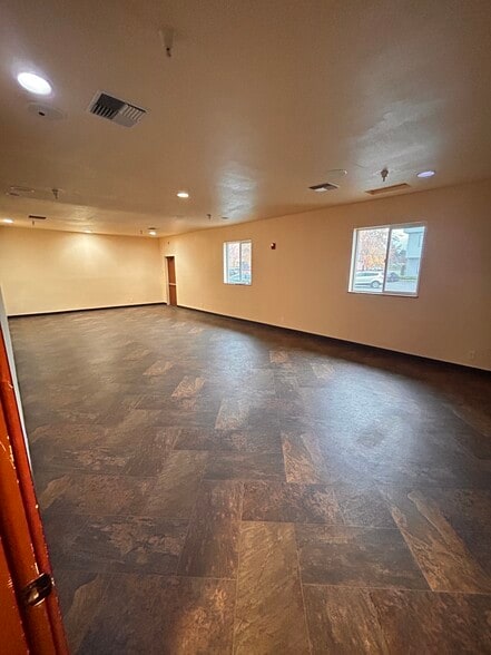 More Photos Of 4528 Pacific Ave SE, Lacey Restaurant For Lease