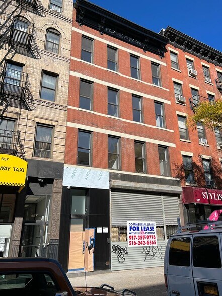 More Photos Of 659 Tenth Ave, New York Apartments For Lease