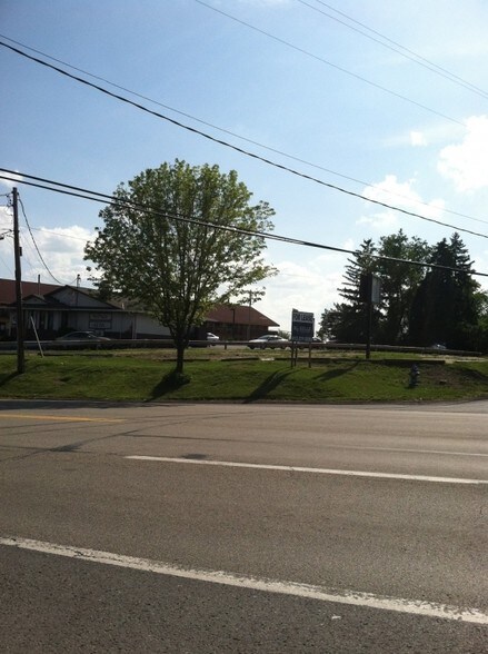 Primary Photo Of 8754 University Blvd, Coraopolis Land For Lease