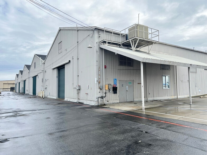 More Photos Of 4710 Patrol Rd, Mcclellan Warehouse For Lease