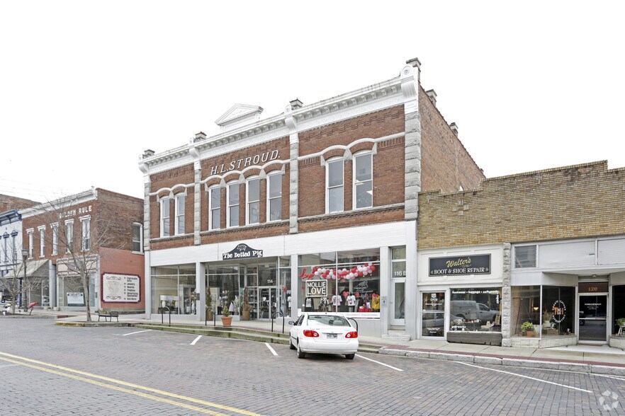 More Photos Of 116B W Walnut St, Rogers Office For Lease