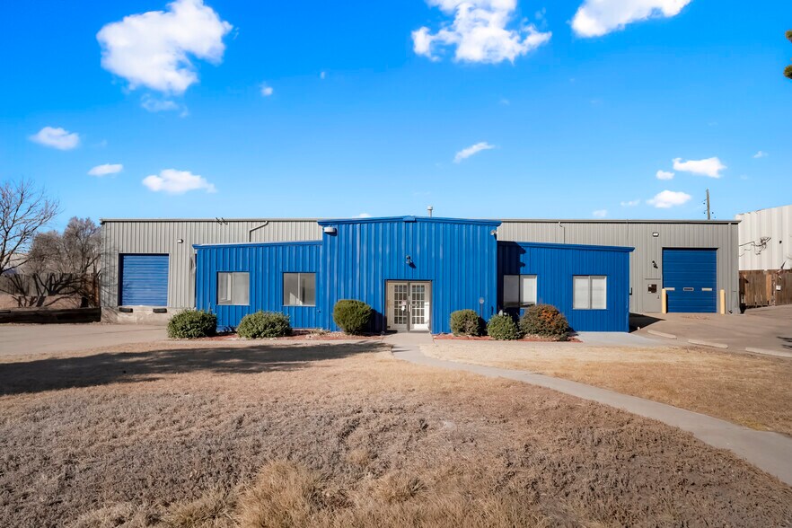 More Photos Of 5745 Monaco St, Commerce City Warehouse For Lease