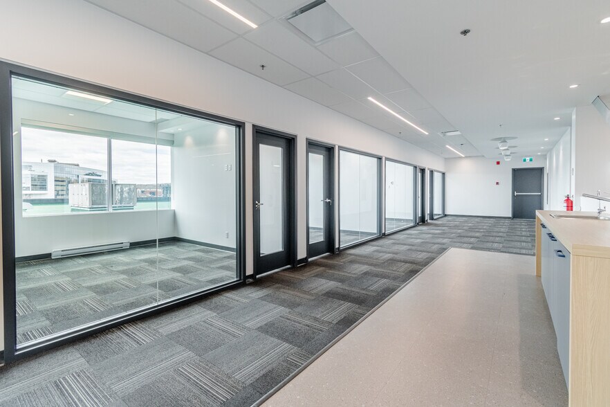 More Photos Of 1170 Boul Lebourgneuf, Québec Office For Lease