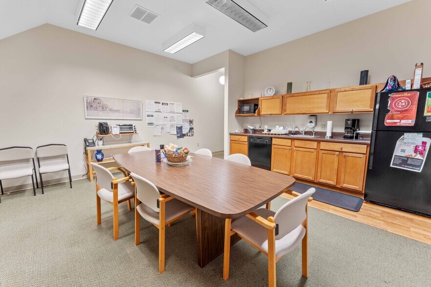 More Photos Of 2199 Cheat Rd, Morgantown Medical For Sale