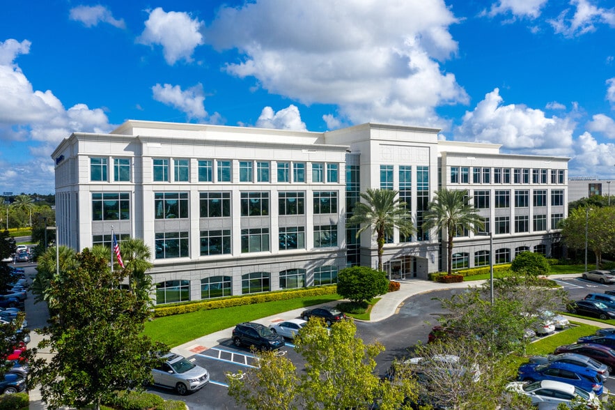 More Photos Of 5323 Millenia Lakes Blvd, Orlando Office For Lease