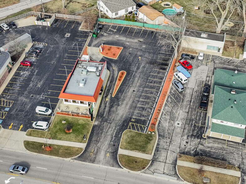 More Photos Of 1015 E Ogden Ave, Naperville Fast Food For Sale