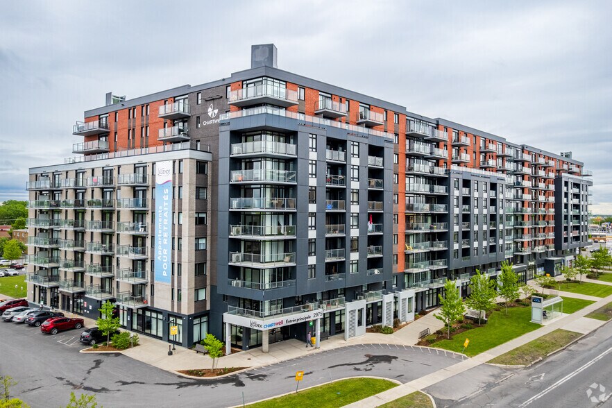 Primary Photo Of 2987 Boul Taschereau, Longueuil Continuing Care Retirement Community For Sale