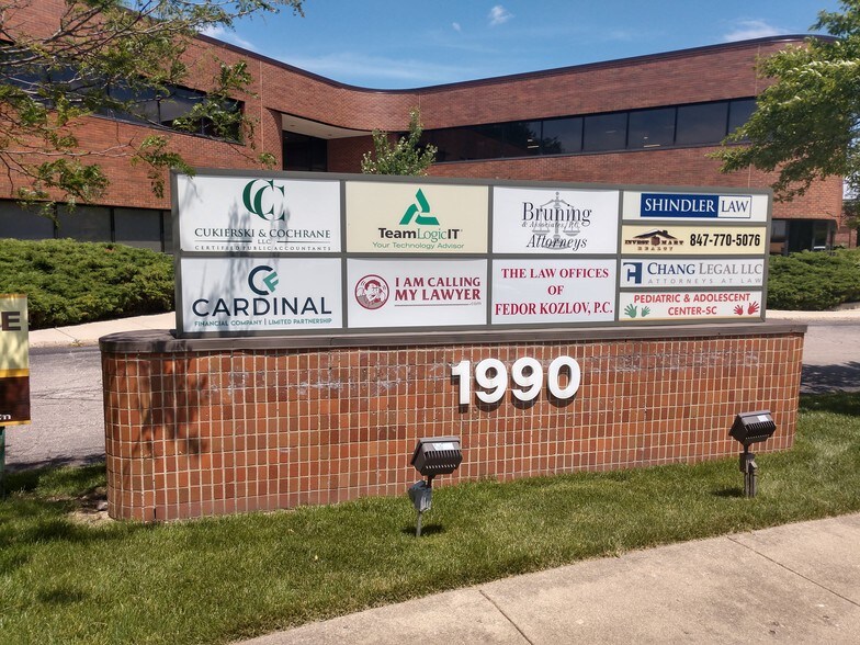 More Photos Of 1990 E Algonquin Rd, Schaumburg Office For Lease