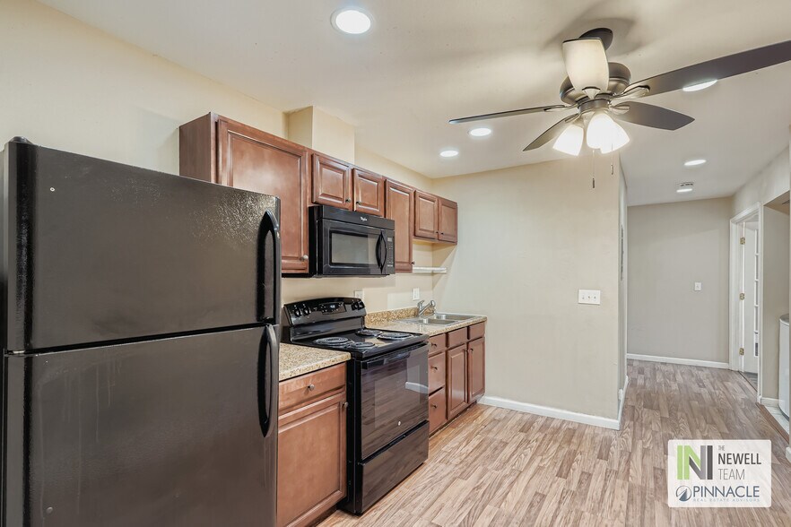 More Photos Of 10210-10230 W 26th Ave, Lakewood Apartments For Sale