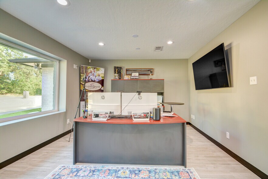 More Photos Of 26615 Oak Ridge Dr, The Woodlands Office For Lease