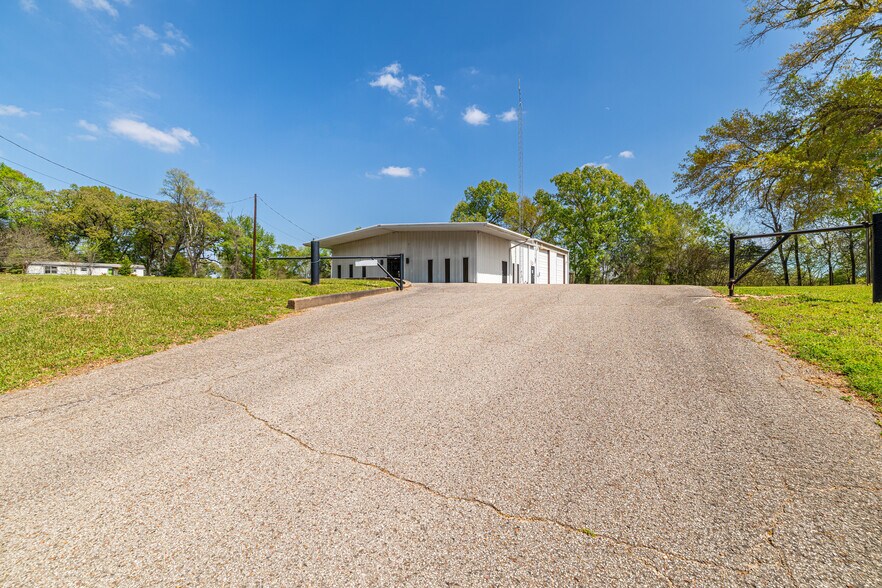 More Photos Of 3615 New Press Rd, Nacogdoches Specialty For Sale