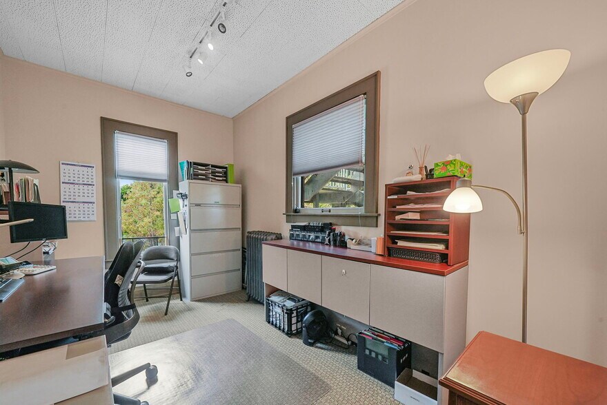 More Photos Of 530 S Union St, Traverse City Medical For Sale