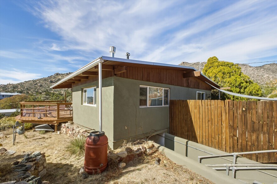 More Photos Of 24 Matisse Rd NE, Albuquerque Apartments For Sale